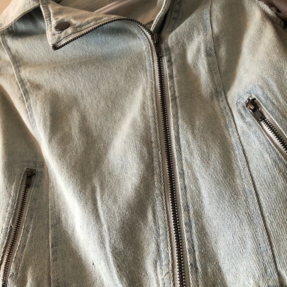 Cropped Denim jacket - Picture 3 of 6